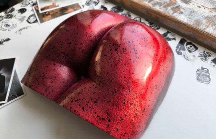 Deep red speckled high-gloss life cast, London Series